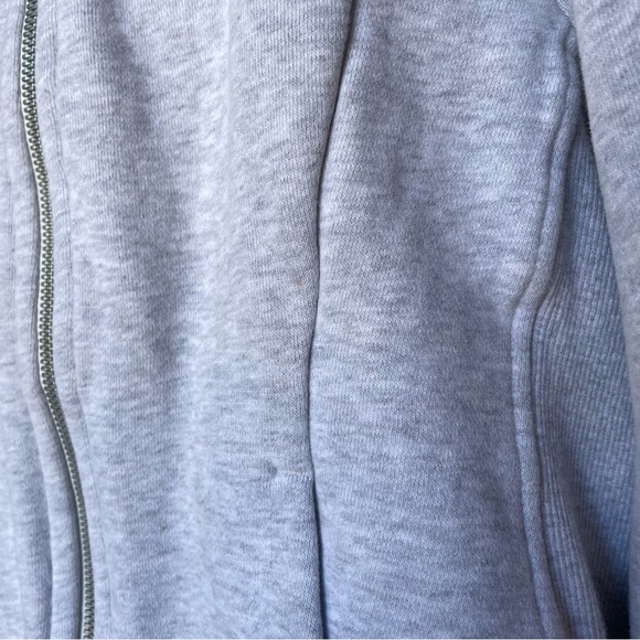 Lululemon Scuba Full-Zip Hoodie - Picture 9 of 11